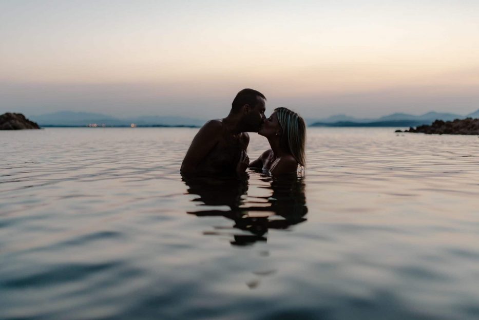 foto fidanzamento in acqua